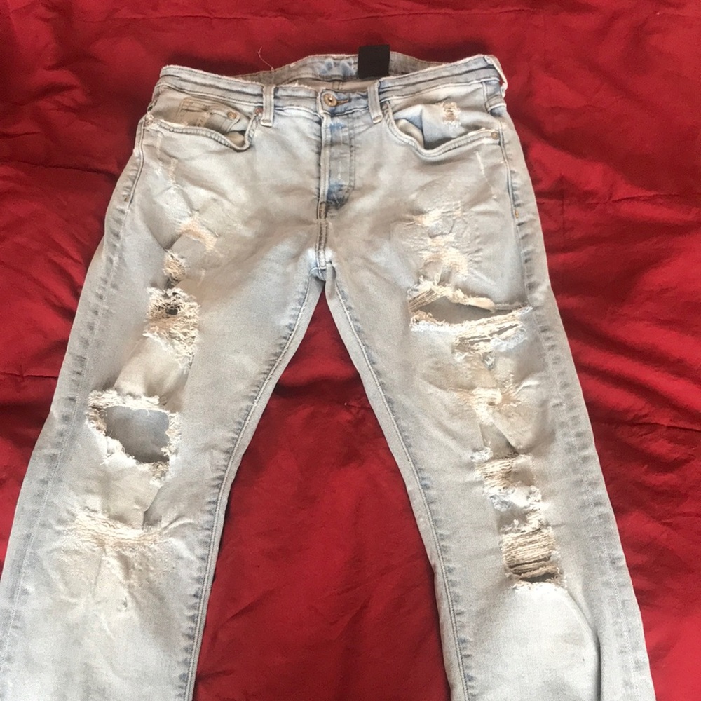 Ripped jeans
